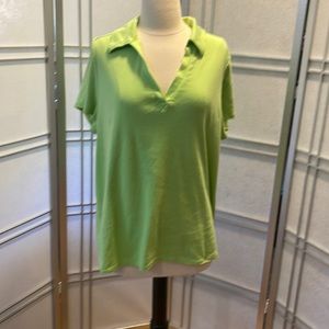 LIME Green Short sleeved v neck with collar pull over shirt Size 18/20